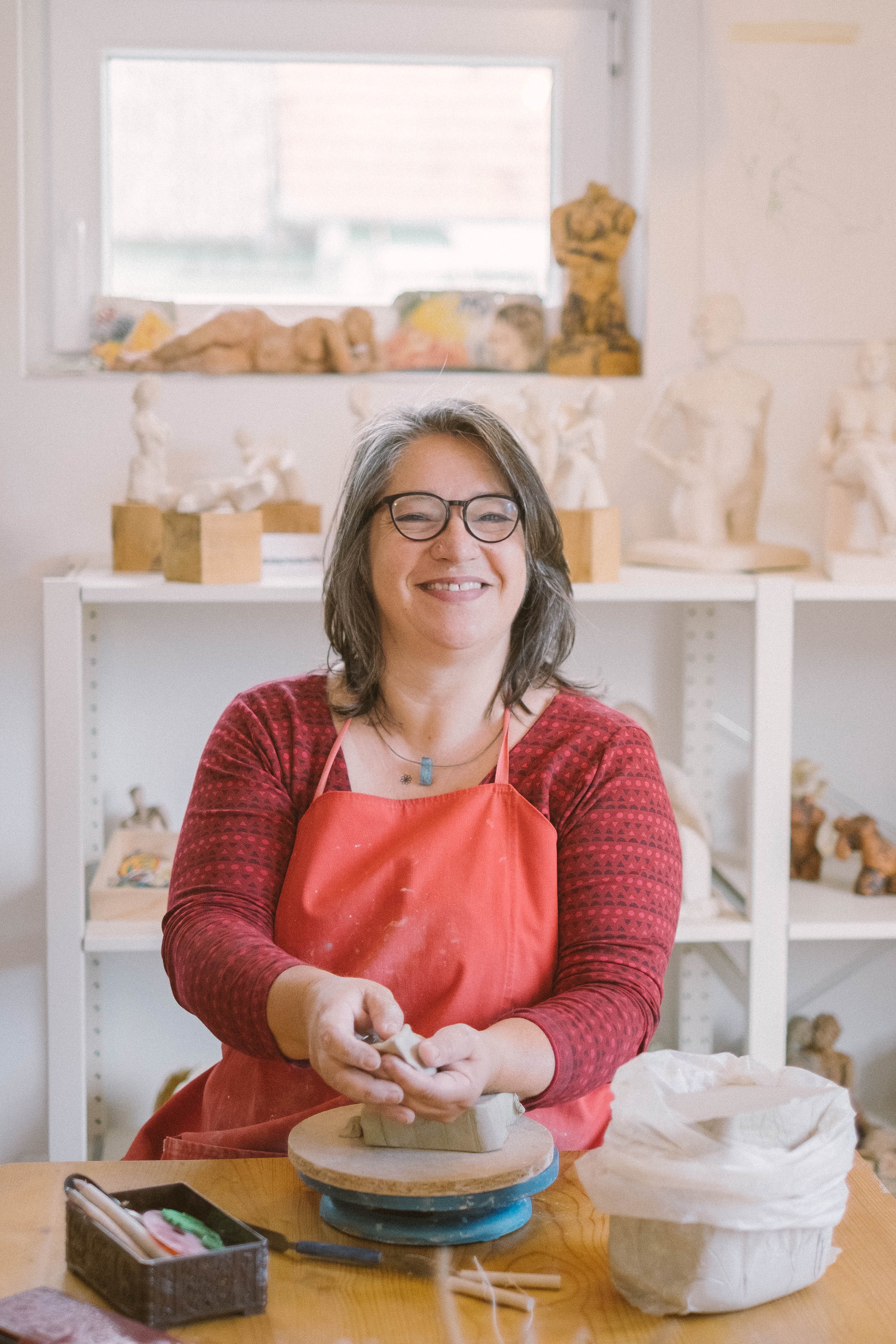 A Barlahidai nyári művészeti tábor tanárainak kiállítása